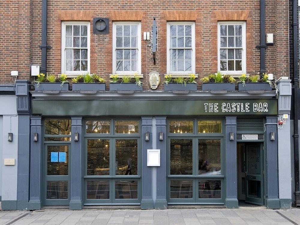The Castle Bar Room Only Cambridge  Bagian luar foto